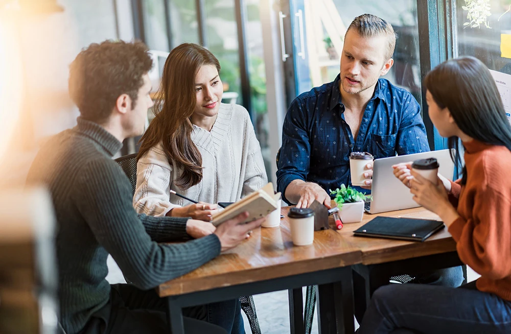 Solicite seu sistema, personalize rapidamente e comece a operar no mesmo dia.